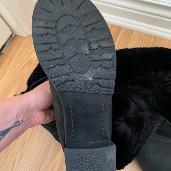 Knee-high Shearling-Lined Pajar Winter Boots - Picture 5 of 5